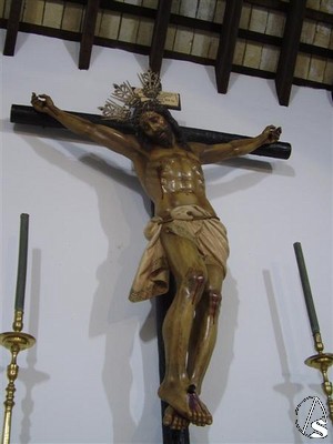 El crucificado adquirido en 1939, de estilo renacentista y autor desconocido no procesiona ni ha procesionado nunca en Semana Santa 