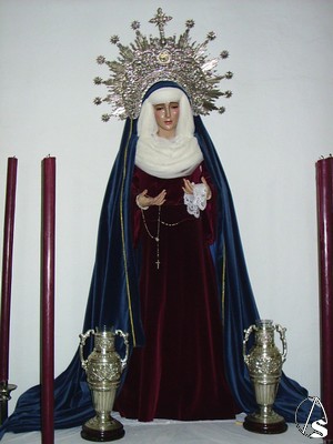 En 1961 llega a la hermandad la imagen de la Virgen, donada por la Duquesa de Alba, conviertendose esta a partir de ahí en camarera honoraria de la hermandad 