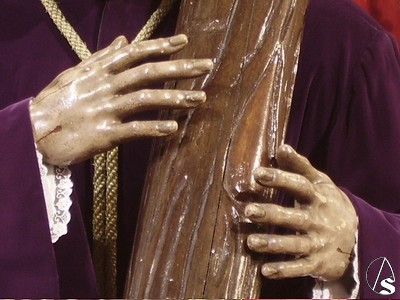... y por último las manos de Jesús 