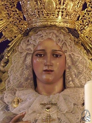 La Virgen del Mayor Dolor tambien es de Velasco Barahona, aunque posteriormente ha sido restaurada por Manuel Ramos Corona y Dubé de Luque 