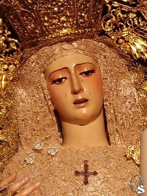 La Santísima Virgen de la Soledad está atrubuida con bastante certeza a la obra de Juan de Astorga 