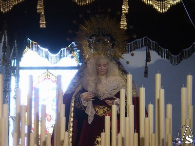 Virgen de la Amargura preparada en su paso para la Semana Santa 