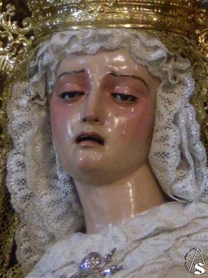  Doloroso rostro de la Virgen de los Dolores