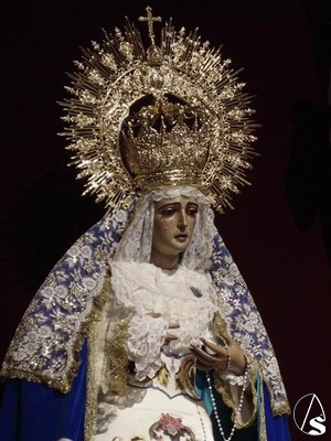 La Virgen de la Amargura es una de las imágenes más conseguidas por el escultor local