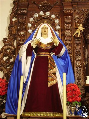 La Virgen de los Dolores vestida de hebrea en Navidad 