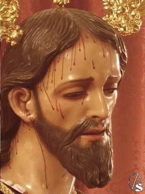 Nuestro Padre Jesús Cautivo es una imagen del siglo XVII de autor y fecha desconocido aunque se atribuye al quehacer de la familia Roldán, posiblemente al de su hija Luisa, la Roldana 