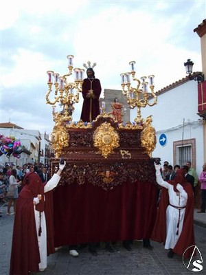 La hermandad realiza su salida procesional en la tarde del Miércoles Santo 