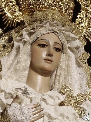 La imagen de Ntra. Sra. de la Soledad es de autor anónimo del siglo XVI 