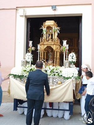 Provincia. San Juan de Aznalfarache acompañó al Santísimo Sacramento