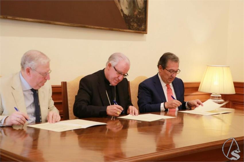 Firma-de-convenio-entre-la-Archidiocesis-y-la-Fundacion-Cajasol-6-scaled-1-980x653