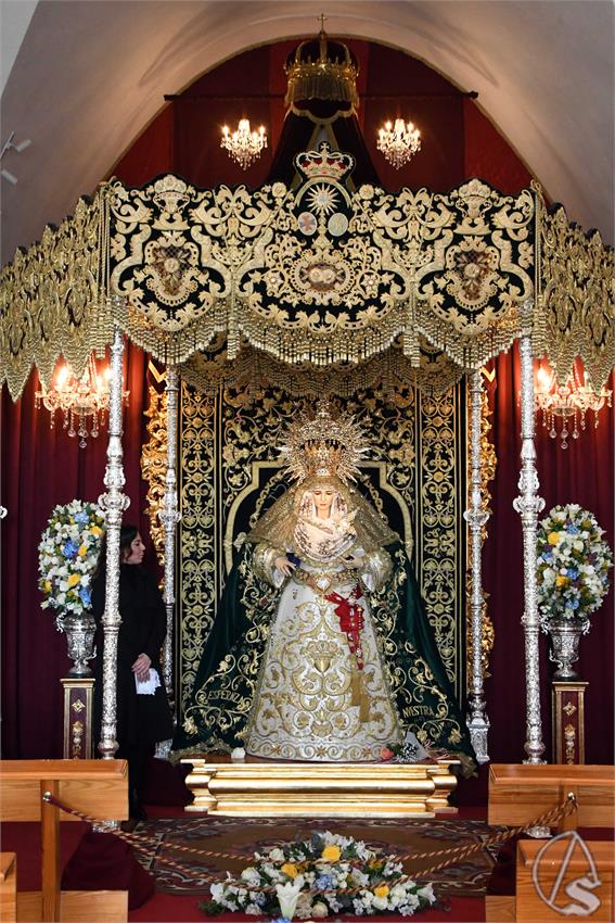 Virgen_Esperanza_Dos_Hermanas_Luis_M_Fernandez_181223__2_.JPG