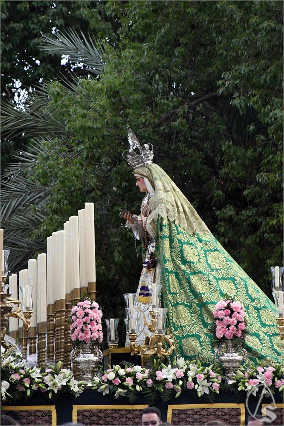 Virgen_Paz_y_Esperanza_Palmete_Luis_M_Fernandez_210924__1_.JPG