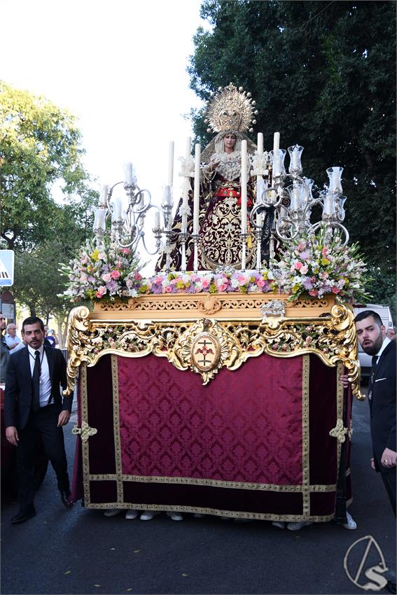 Virgen_Rosario_y_Esperanza_Sevilla_Esta_Luis_M_Fernandez_041024__16_.JPG