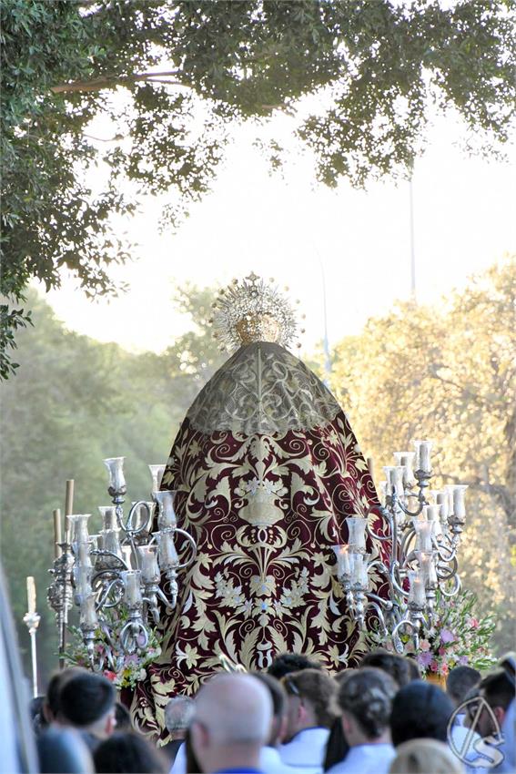 Virgen_Rosario_y_Esperanza_Sevilla_Esta_Luis_M_Fernandez_041024__19_.JPG