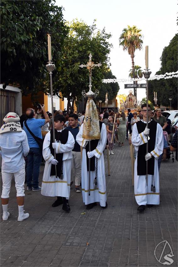 Virgen_Rosario_y_Esperanza_Sevilla_Esta_Luis_M_Fernandez_041024__6_.JPG