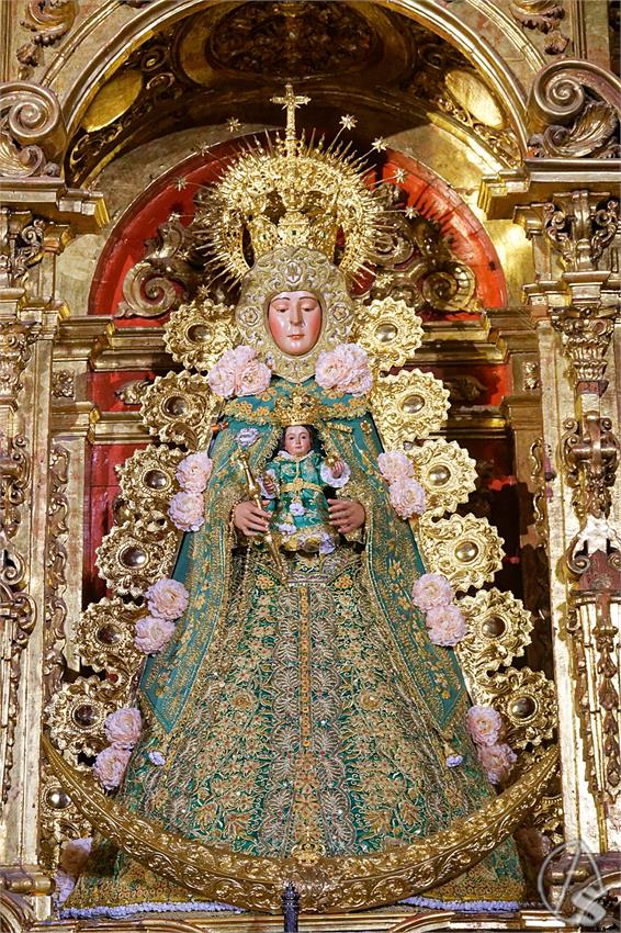 fjmontiel_Bendicion_Saya_Rocio_de_Sevilla_2024_DSC_2596_DxO