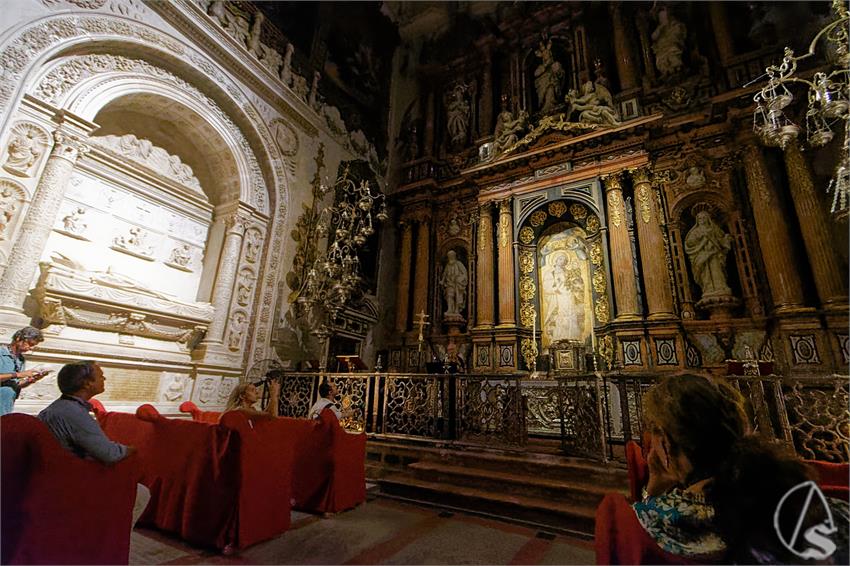 fjmontiel_De_Profundis_Los_sepulcros_de_los_Arzobispos_de_la_Catedral_2024_DSC_9633_DxO