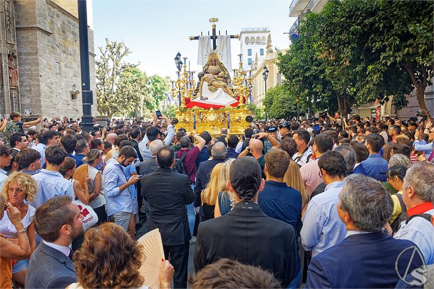 fjmontiel_Procesion_Triunfal_Coronacion_Piedad_Baratillo_2024_DSC_0922_DxO