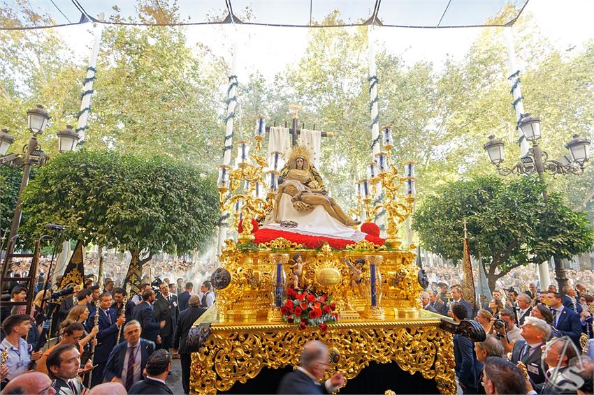 fjmontiel_Procesion_Triunfal_Coronacion_Piedad_Baratillo_2024_DSC_1013_DxO