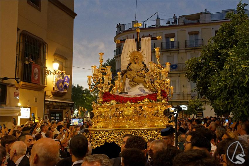 fjmontiel_TR_Ida_Coronacion_Catedral_Piedad_Baratillo_2024_DSC_09951_DxO