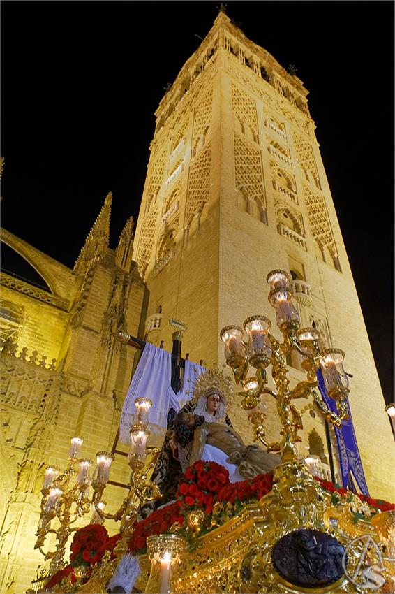 fjmontiel_TR_Ida_Coronacion_Catedral_Piedad_Baratillo_2024_DSC_10069_DxO