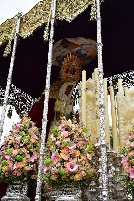 El Señor de Nazaret de la Hermandad de Pino Montano abrió un nuevo Viernes  de Dolores