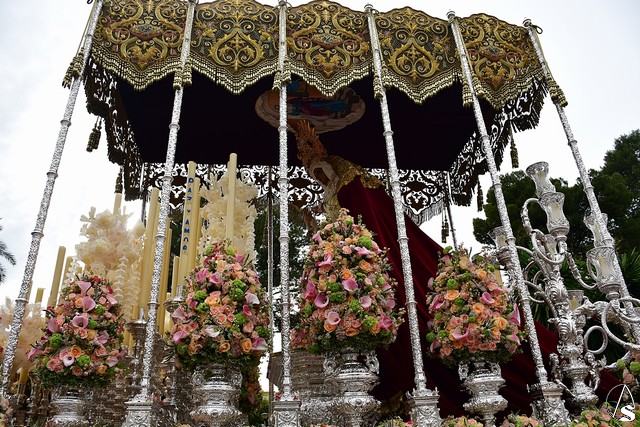 El Señor de Nazaret de la Hermandad de Pino Montano abrió un nuevo Viernes  de Dolores